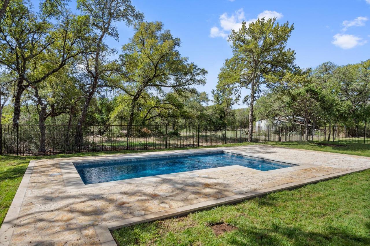 Upscale Home With Pool And Firepit - Close To Mercer St! Dripping Springs Exterior photo